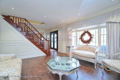 492 Saint George Rd, Staten Island, NY 10306 - photo 7