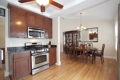 330 Waxwing Ave, Naperville, IL 60565 - photo 6