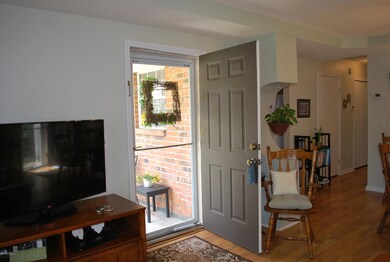 6125 Key Hollow Ct, Jacksonville, FL 32205 - photo 5