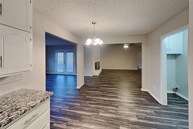 2005 Schumac Ln, Bedford, TX 76022 - photo 6