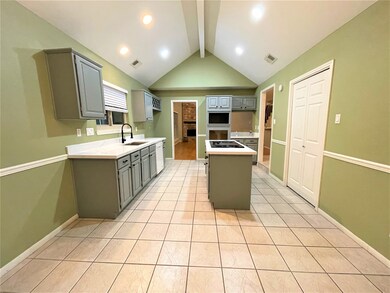 15411 Lago Villa Dr, Tomball, TX 77377 - photo 3