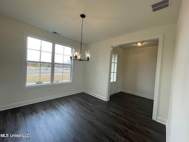 Photos of a similar home,