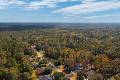 Ten minutes from The Woodlands, Texas makes this huge lot and beautiful home in a smaller neighborhood a rare opportunity!