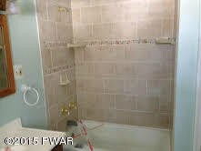 118 River Rd, Millrift, PA 18340 - photo 5