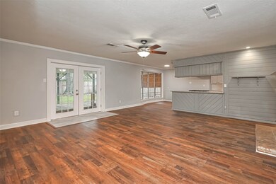 7211 Stonegate Dr, Houston, TX 77040 - photo 4