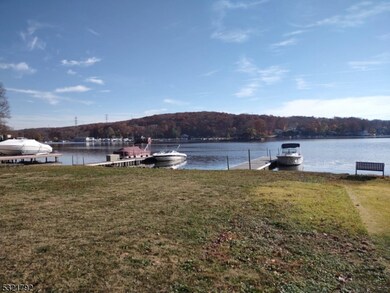 17-19 Shore Rd, Jefferson, NJ 07849 - photo 5