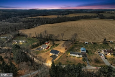 10620 Enfield Rd, Felton, PA 17322 - photo 2