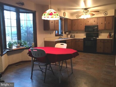 81 Tallowood Dr, Medford, NJ 08055 - photo 5