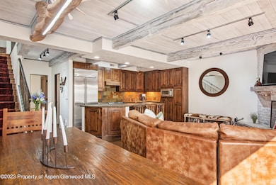 ChateauRoaringForkUnit9_HiRes_200916009