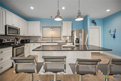 1383 Bay Point Dr, Port Lavaca, TX 77979 - photo 5