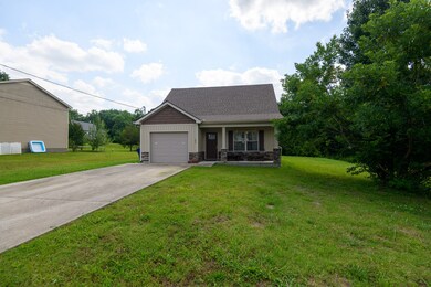 102 Shanna Ln, Shelbyville, TN 37160 - photo 2