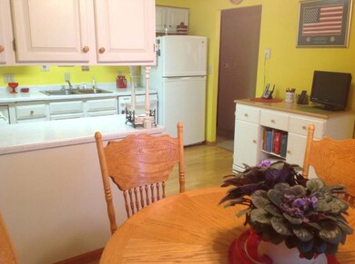 1411 S 18th St, Grand Forks, ND 58201 - photo 7