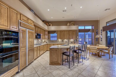 Kitchen ~ Casual Dining