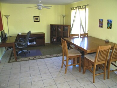Family room & eat-in kitchen