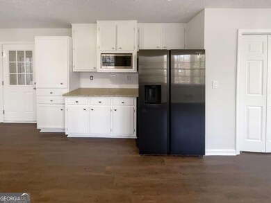 3766 Windy Hill Dr SE unit 2, Conyers, GA 30013 - photo 4