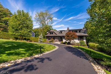 82 Fells Rd, Essex Fells, NJ 07021 - photo 3