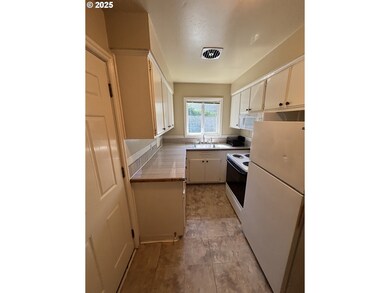 7424 NE Halsey St unit 7436, Portland, OR 97213 - photo 5