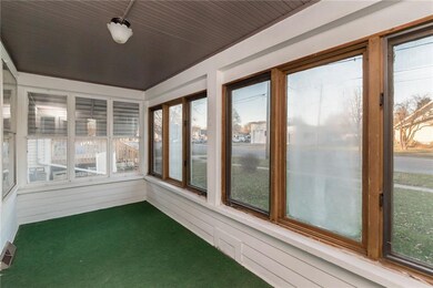 2405 E Grand Ave, Des Moines, IA 50317 - photo 3