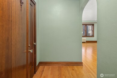 Garden Court Condos unit 309, Seattle, WA 98122 - photo 6