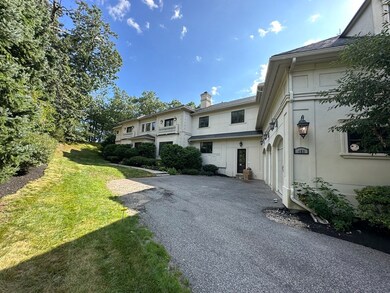 458 Heath St, Chestnut Hill, MA 02467 - photo 2