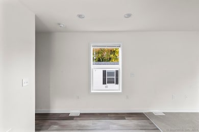 55 Sugar St unit 5, Newtown, CT 06470 - photo 7