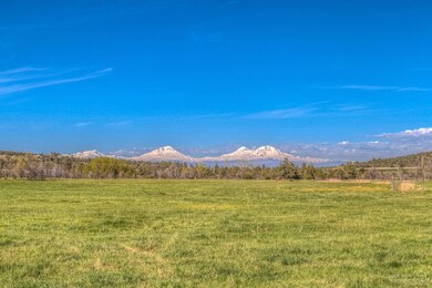 351 NE Frank Ln, Redmond, OR 97756 - photo 3