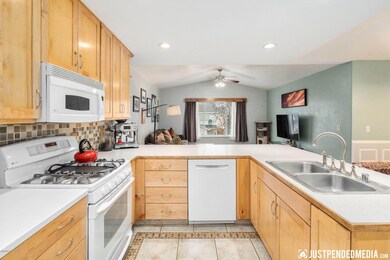 12-web-or-mls-WIN07610