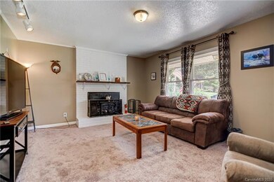 1010 Spring Dr, Gastonia, NC 28052 - photo 5