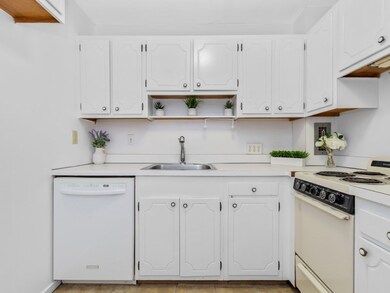 Winchester House Condominiums unit 711, Brookline, MA 02446 - photo 7