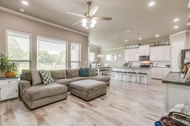 3320 Windcrest Dr, Granbury, TX 76049 - photo 7