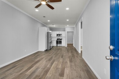 4302 Sayers St, Houston, TX 77026 - photo 6