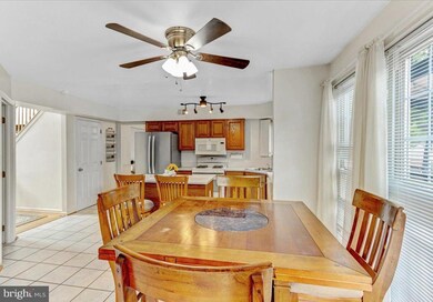 10002 Goose Pond Ct, Laurel, MD 20708 - photo 7