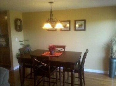 79 Green Briar Rd, Fitchburg, MA 01420 - photo 3