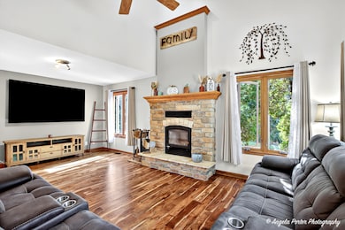 1408 Pond Rd, Twin Lakes, WI 53181 - photo 7