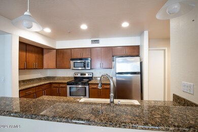 724 E Devonshire Unit 203-3
