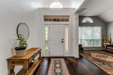 Entry with high ceiling and lots of light!