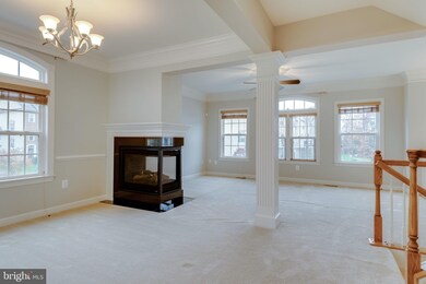 25211 Beach Place, Chantilly, VA 20152 - photo 4