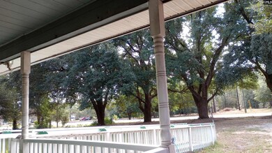 1123 Pine St, West Columbia, SC 29172 - photo 4