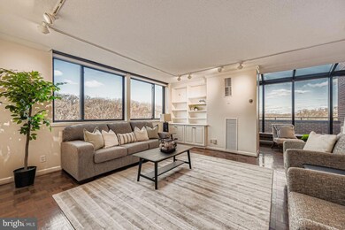 Harper House unit 1212, Baltimore, MD 21210 - photo 5