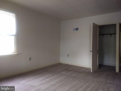 4219 York St unit 1, Harrisburg, PA 17111 - photo 3