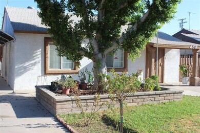 658 W Euclid Ave, El Centro, CA 92243 - photo 2