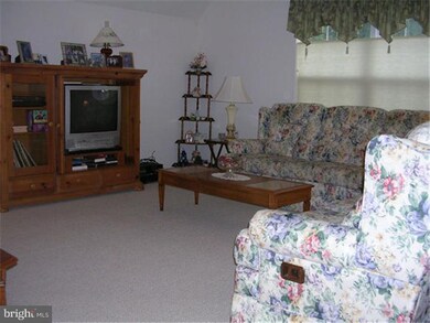 127 Honey Flower Dr, Trenton, NJ 08620 - photo 6