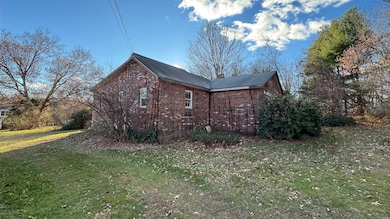 337 Hampton Rd, Chaplin, CT 06235 - photo 3