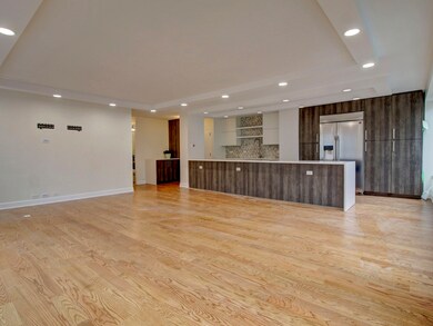 2970 N Lake Shore Dr unit 4D-4E, Chicago, IL 60657 - photo 2