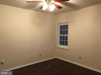 115 E 3rd St, Lansdale, PA 19446 - photo 6