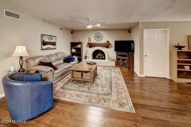 Family Room w/Fireplace