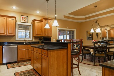 granite counters, stainless appliances