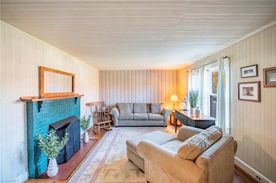 1087 Whitaker Rd, Winston Salem, NC 27106 - photo 3