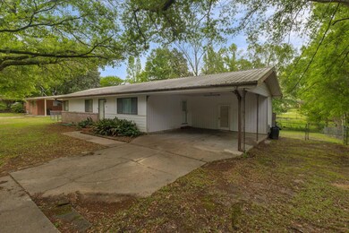 75 Meadowlane Dr, Laurel, MS 39440 - photo 4