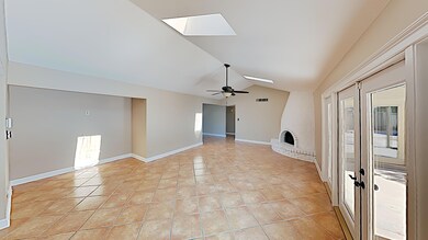 2535 W Nopal Ave unit 6, Mesa, AZ 85202 - photo 2